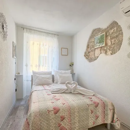 Graciela Apartment Rovinj Exterior photo