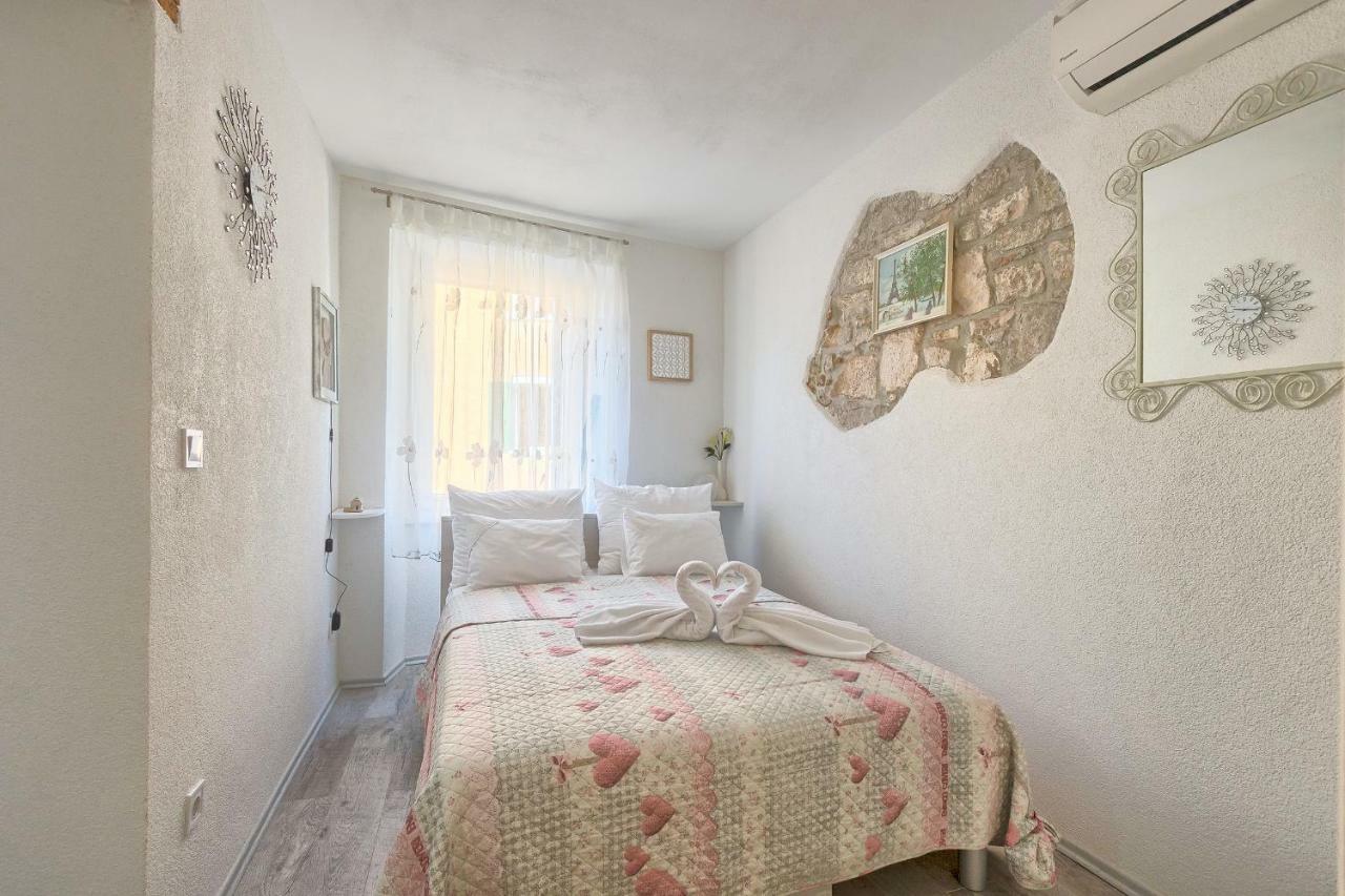 Graciela Apartmán *